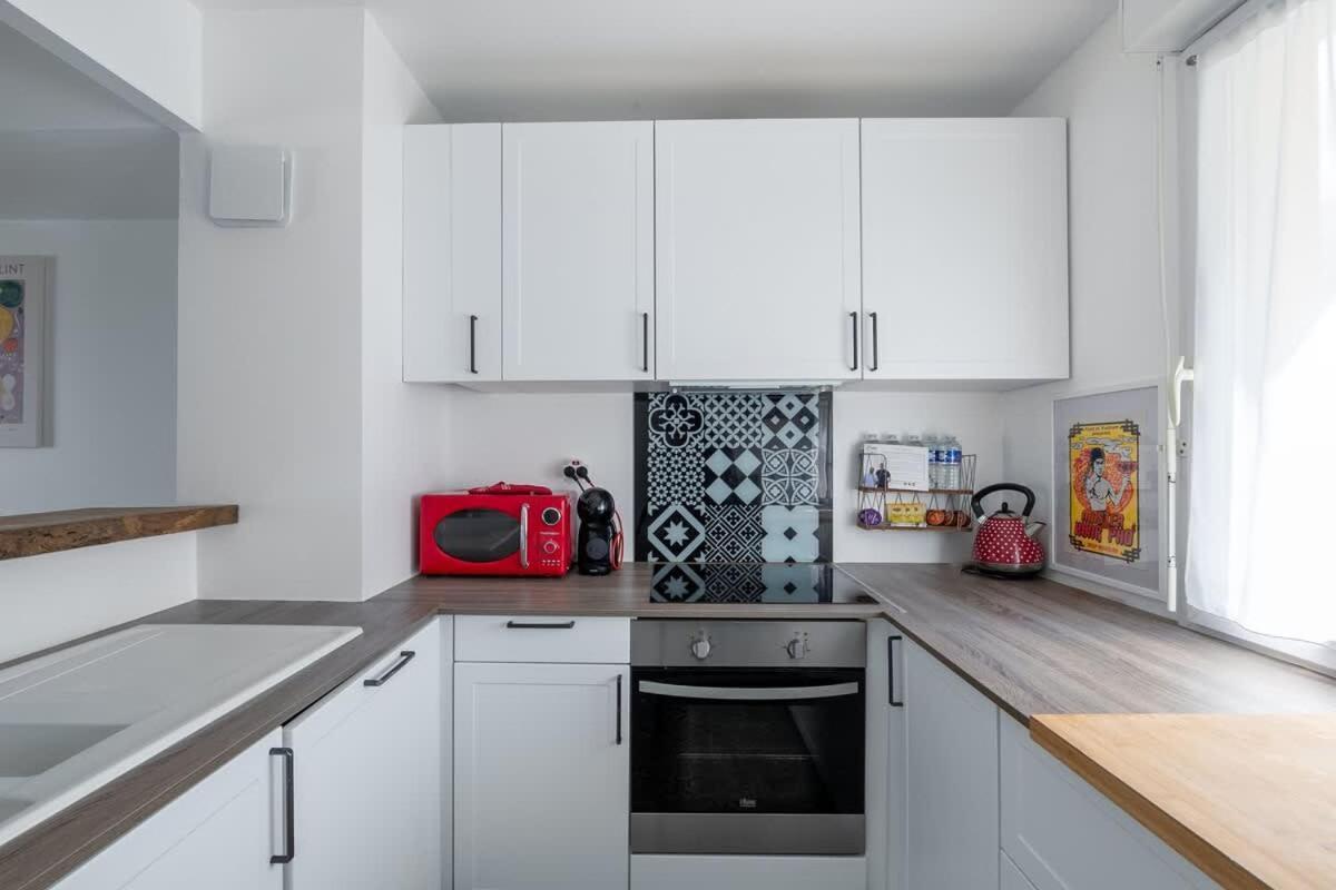 Apartment Le Picasso - Metro 5, Terrasse, Tres Calme Bobigny